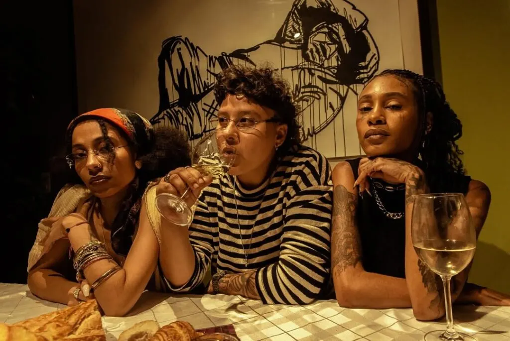 Killa Bi lança “Por um Fio”, com Lis Mc e Nabru - Canal RapRJ
