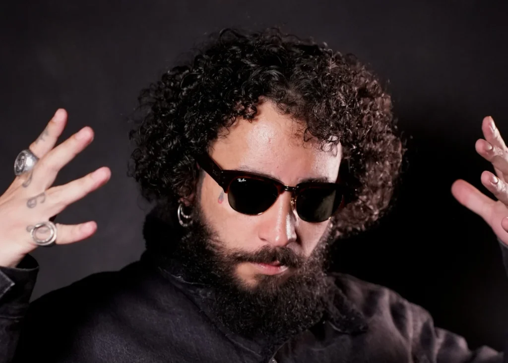 FBC lança álbum “Tambores, Cafezais, Fuzis, Guaranás e Outras Brasilidades” - Canal RapRJ