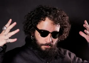FBC lança álbum “Tambores, Cafezais, Fuzis, Guaranás e Outras Brasilidades”