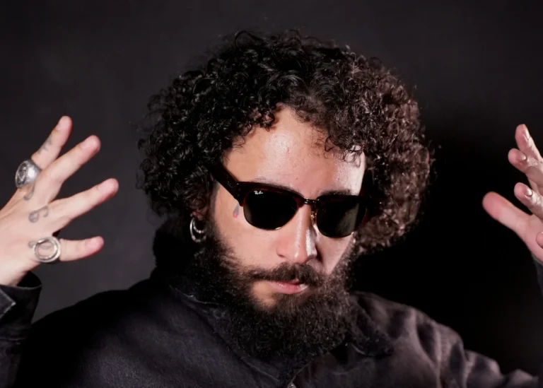 FBC lança álbum “Tambores, Cafezais, Fuzis, Guaranás e Outras Brasilidades”