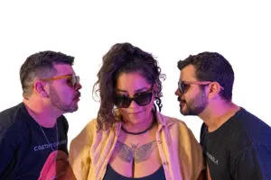 Coletivo Carambola lança album "Acende o Incenso"